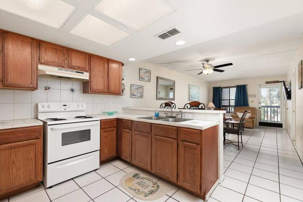 2 Bed 2 Bath Condo By Beach With Resort Pool South Padre Island Buitenkant foto