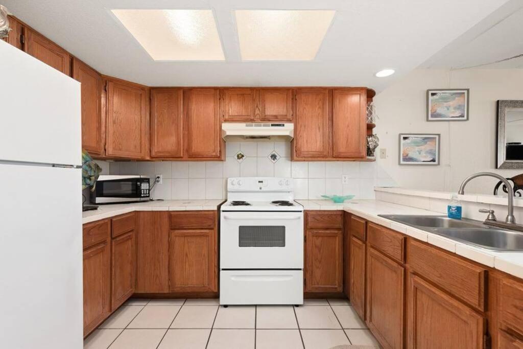 2 Bed 2 Bath Condo By Beach With Resort Pool South Padre Island Buitenkant foto